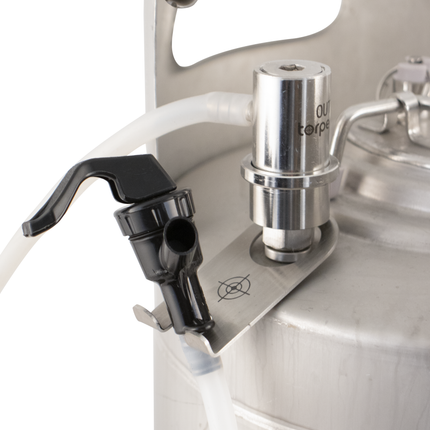 Torpedo Picnic Tap Holder