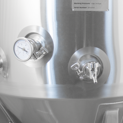 MB - Pro Conical Unitank - 1 bbl (Jacketed)