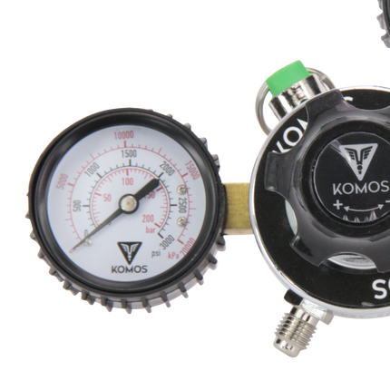 KOMOS Premium Dual Gauge CO2 Regulator - Tool-Free - 60 psi