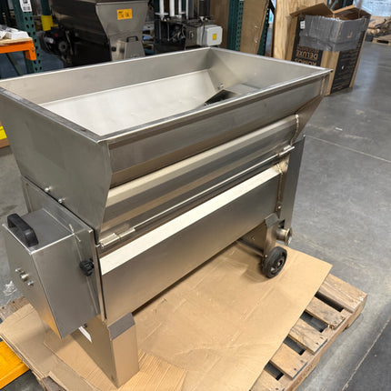 EnoItalia Jolly 25 Destemmer | Built-In Must Pump | Stainless Steel | 2 HP | 220V Single Phase - Scratch & Dent